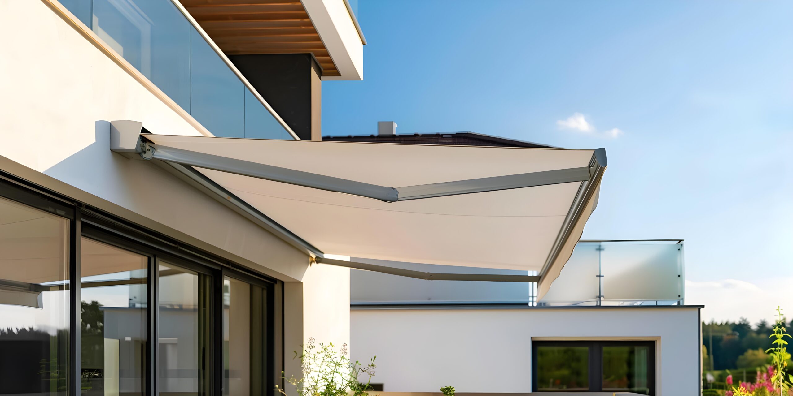 store extérieur déplié